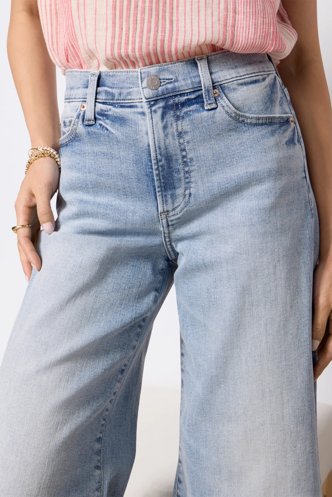 Petite Izzy Crop - Image 2