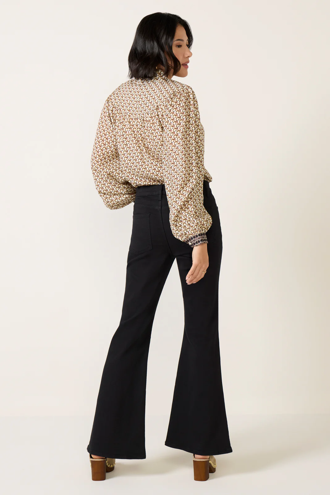 Petite Kinsley Bootcut Jean - Image 4