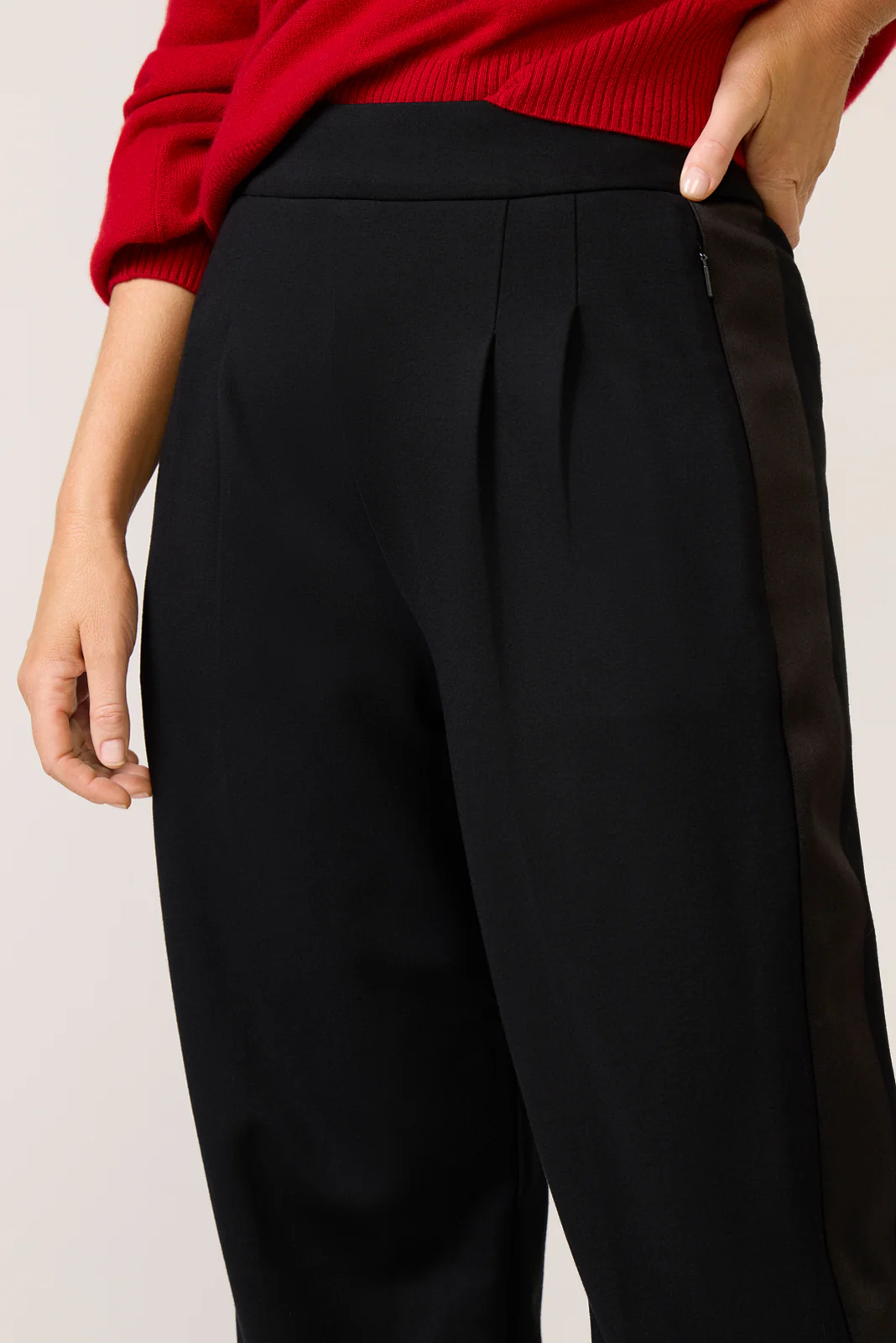 Ponte Pleated Trouser - Image 2