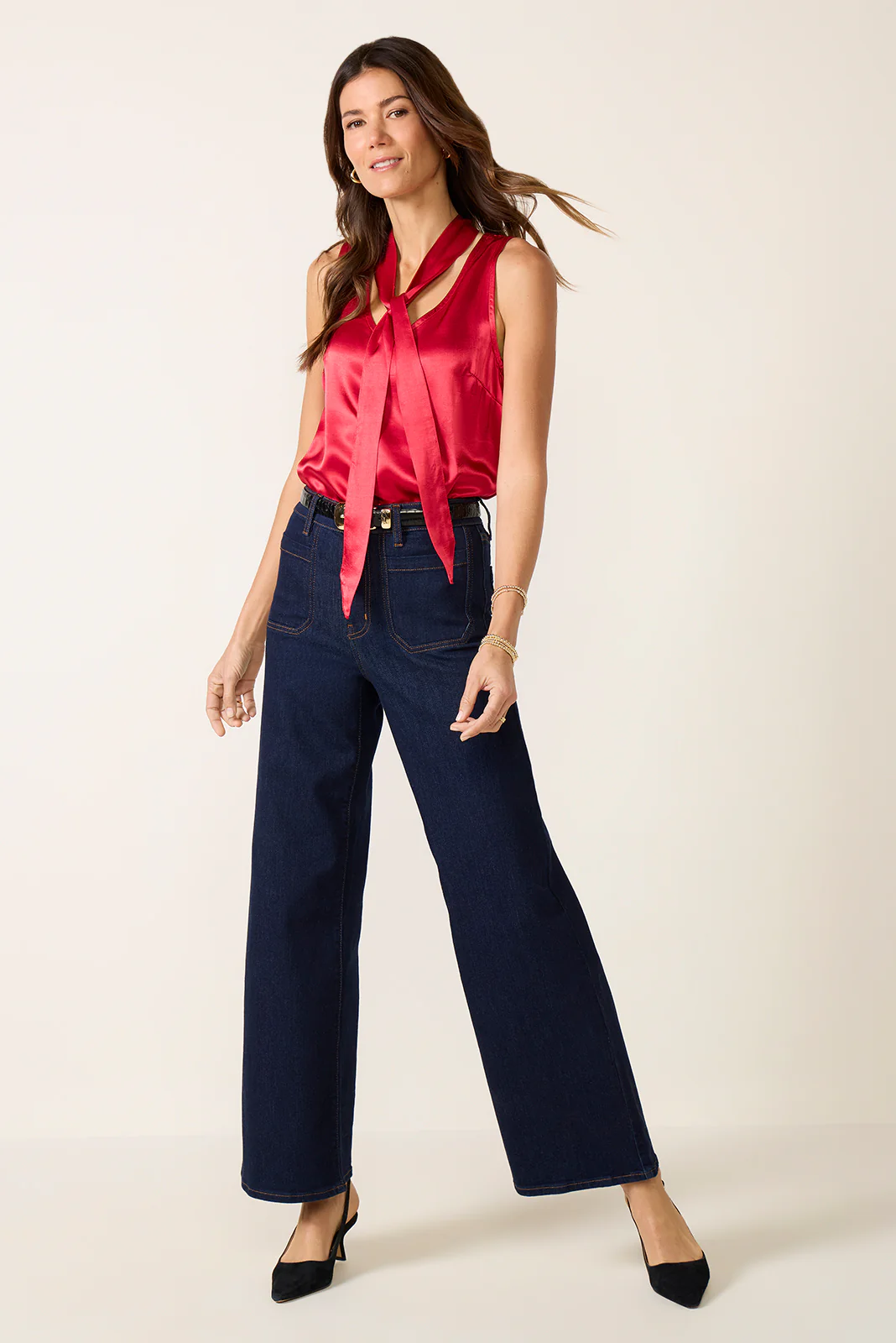 Sleeveless Tie Neck Top - Image 2
