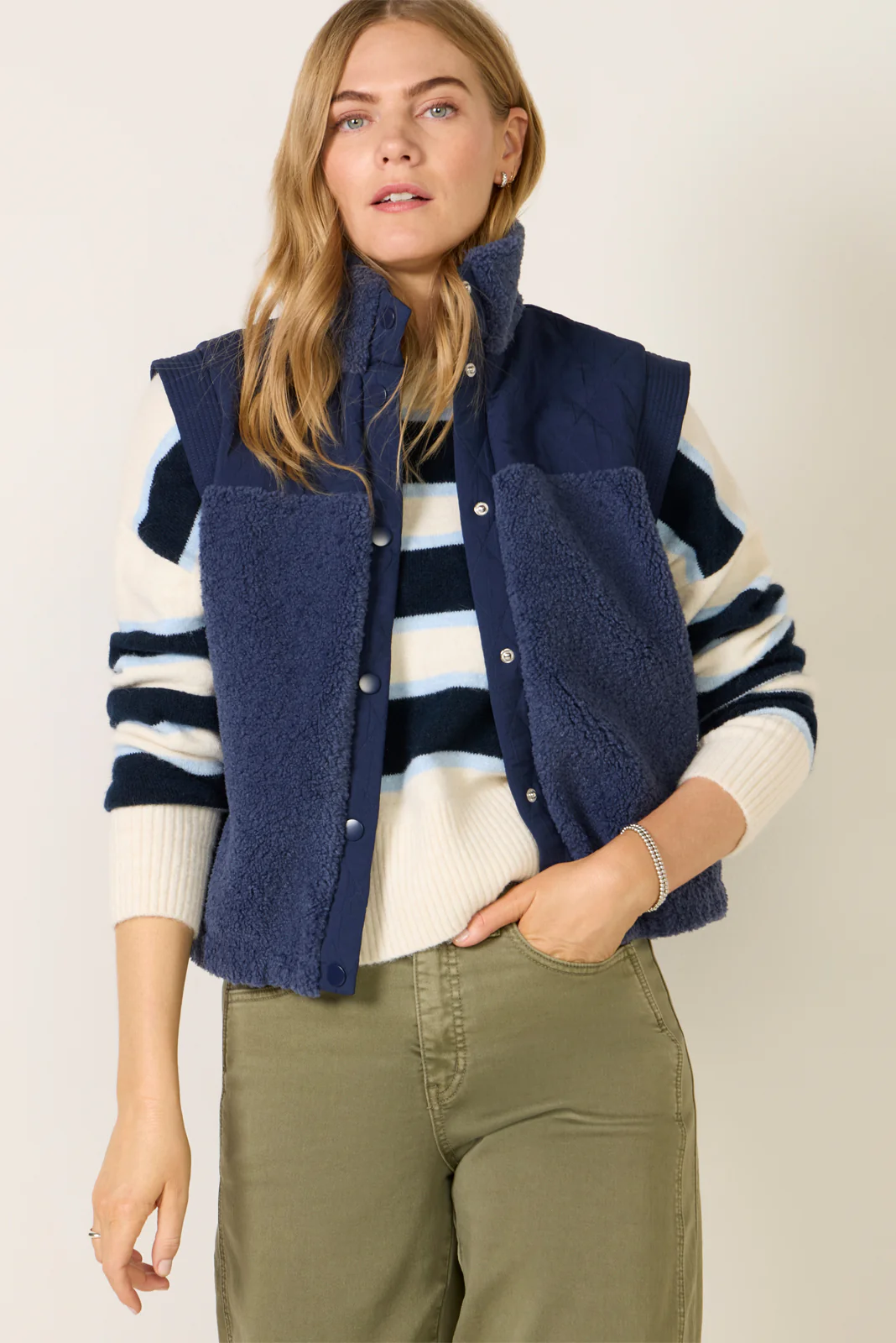 Stephanie Sherpa Vest - Image 3