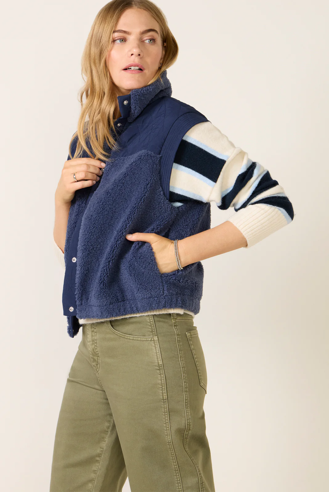 Stephanie Sherpa Vest - Image 5