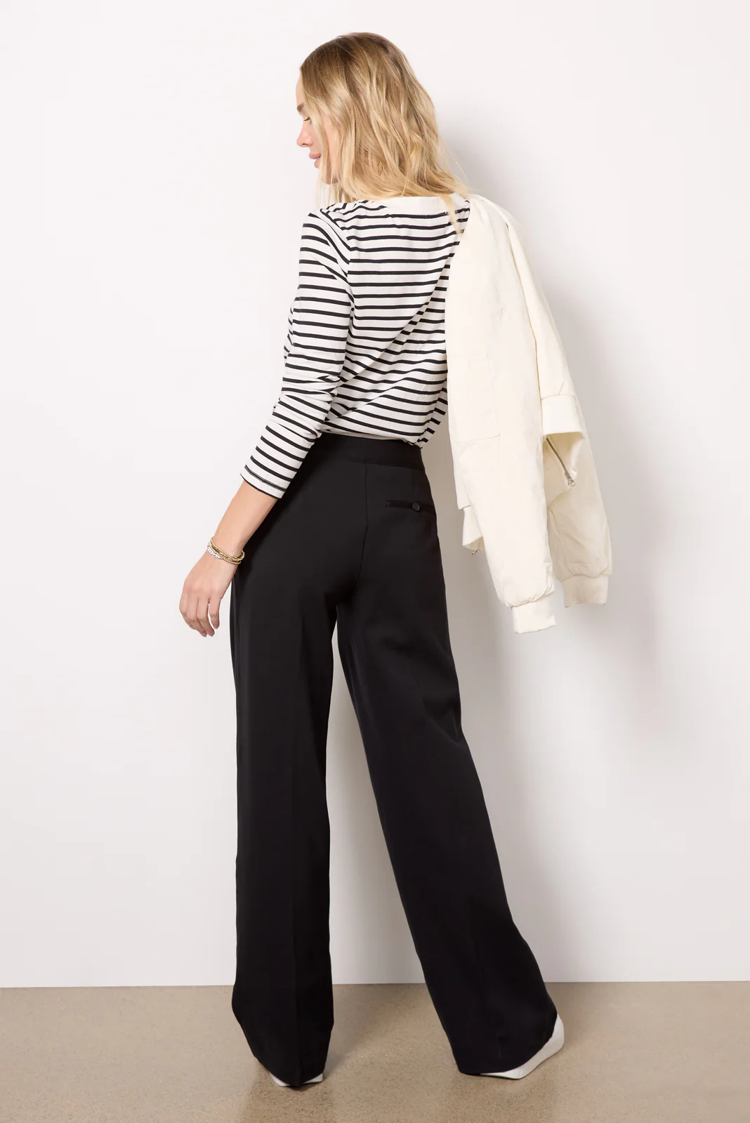 The Perfect Pant Wide Leg - Image 4