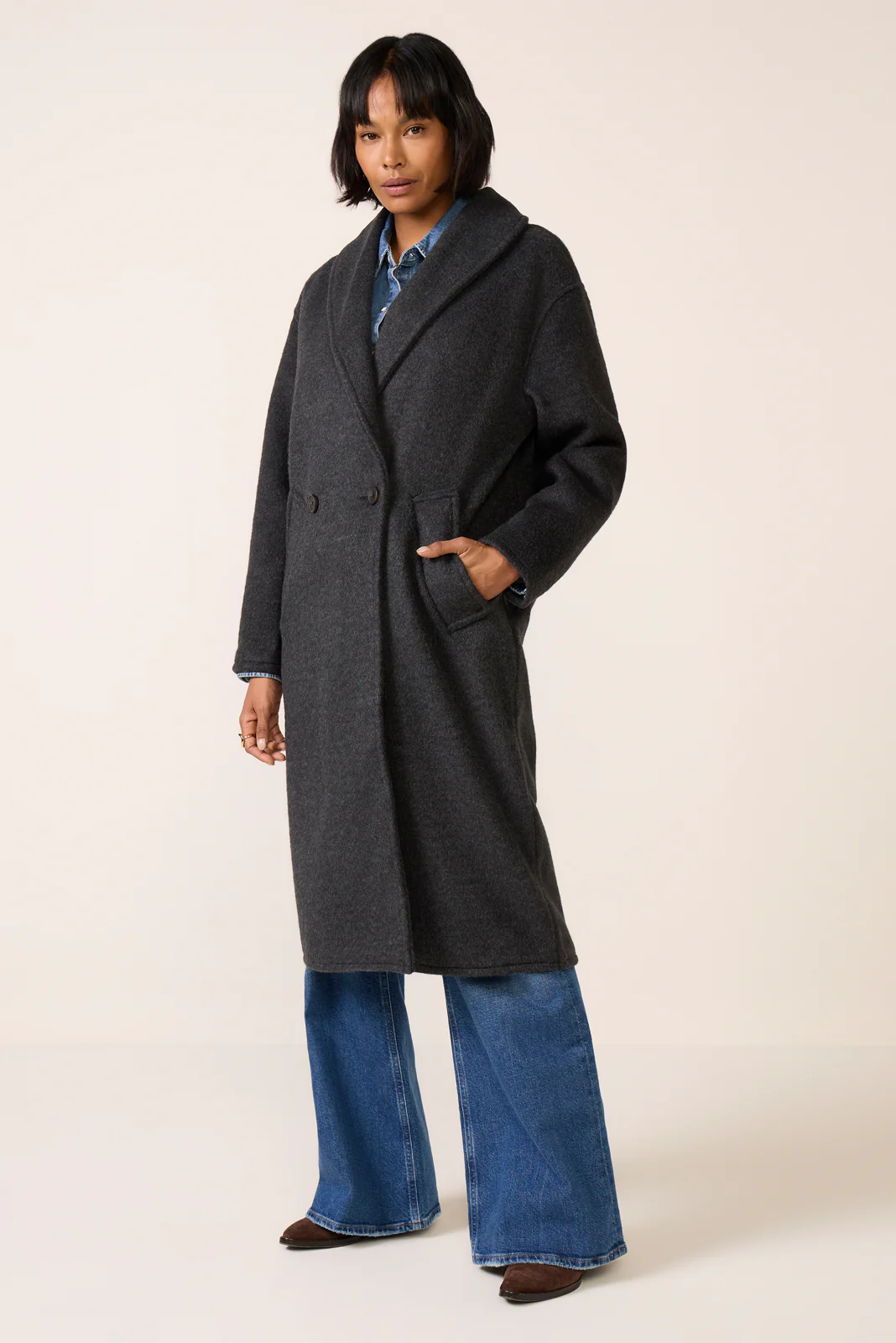 The Signature Coat - Image 3