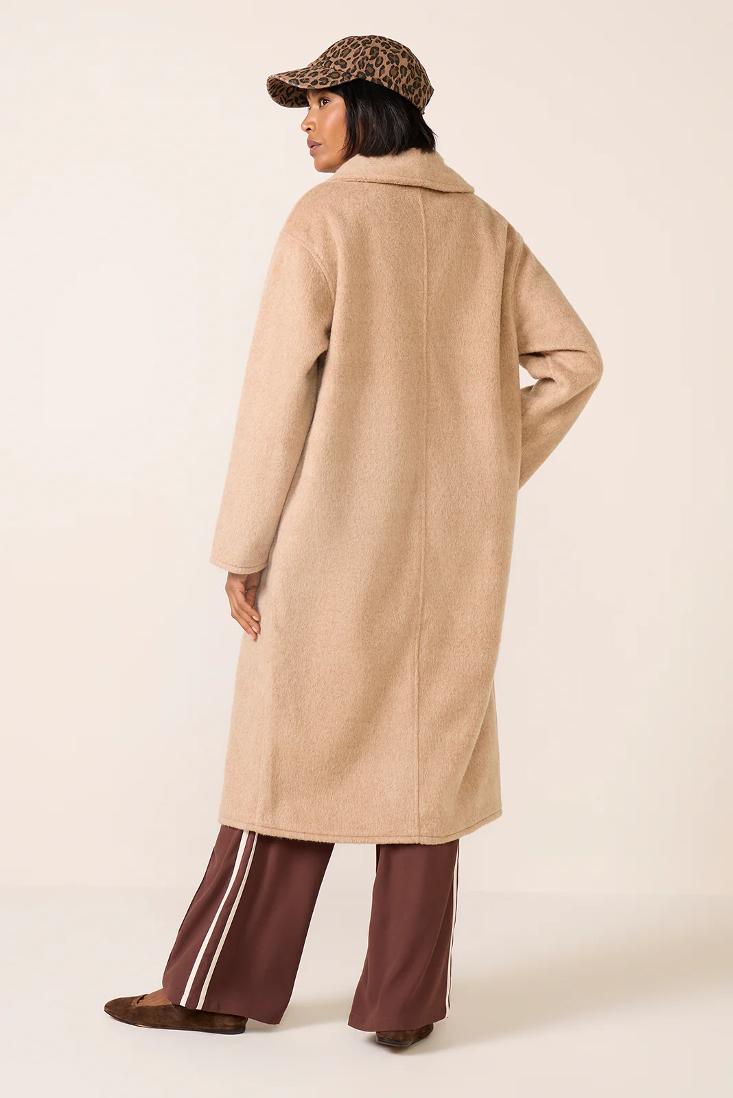 The Signature Coat - Image 5