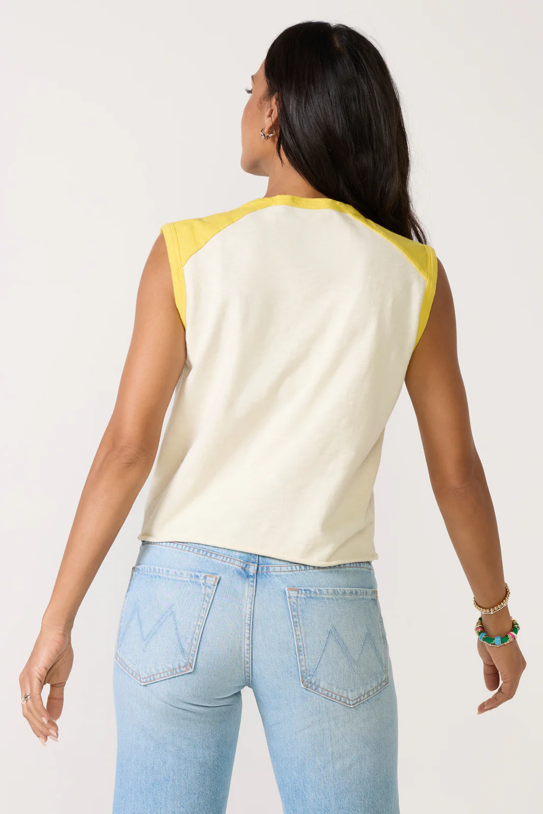 The Sleeveless Concert - Image 4