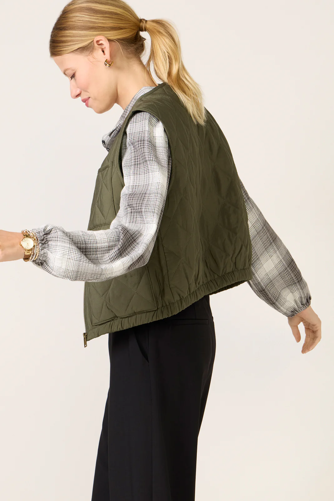 Theo Quilted Vest - Image 5