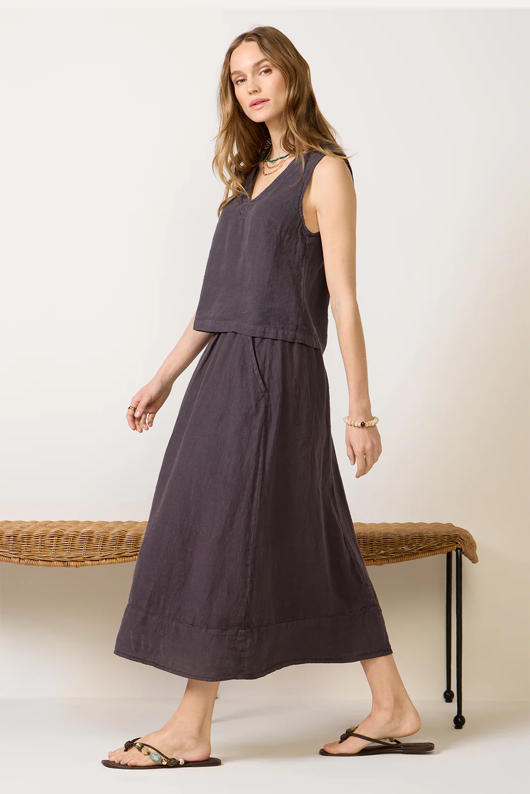 V Neck Linen Tank - Image 2