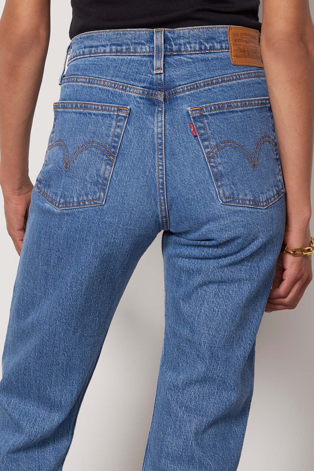 Wedgie Straight - Image 4